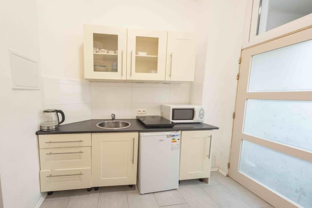 Studio Milana Apartment Brussels Exterior photo